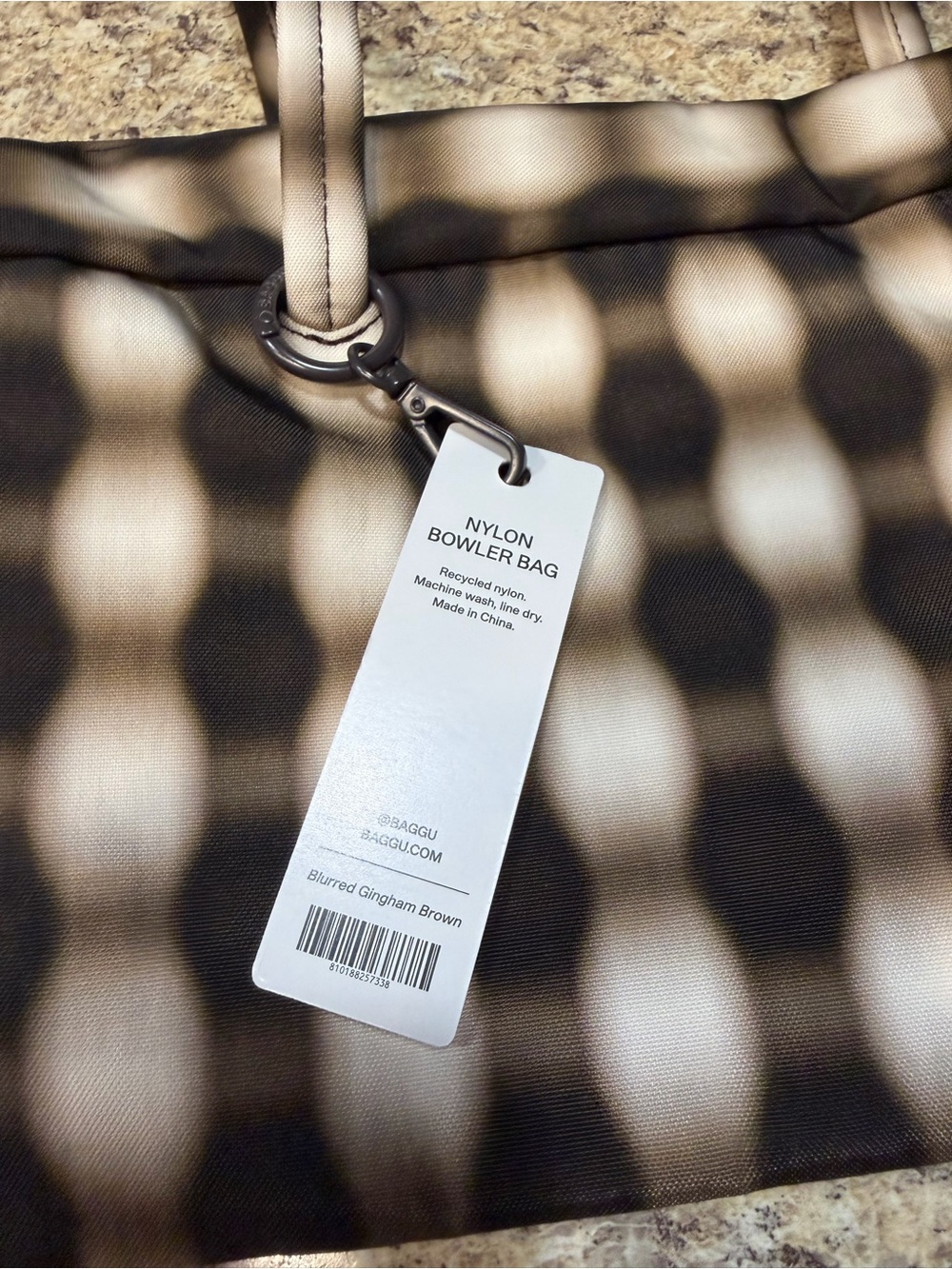 Baggu blurred gingham bowler bag medium - Picture 2 of 3